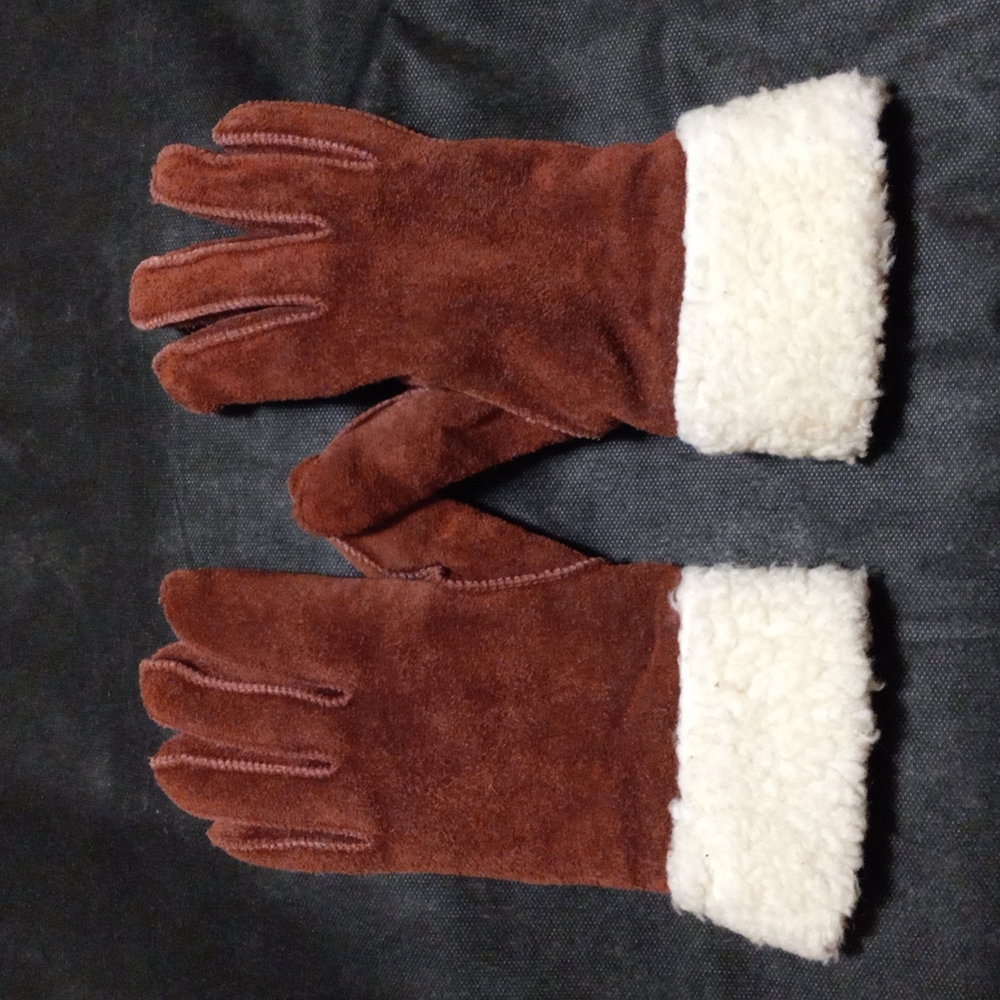 Ladies Leather Gloves